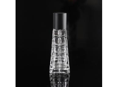 Parfümflasche aus Kristall