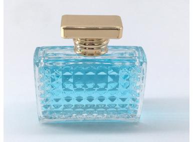 dekorative Parfümflaschen