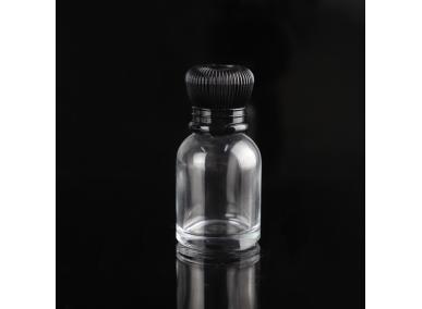 Parfümflaschen aus klarem Glas