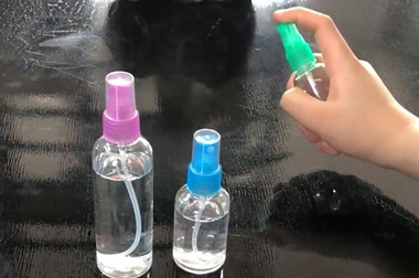 Test für Kunststoffspray Kosmetikflaschen